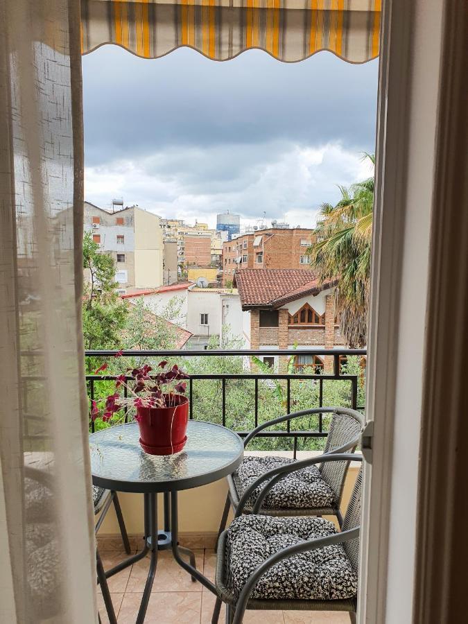 Vila Kodra Tirana Buitenkant foto