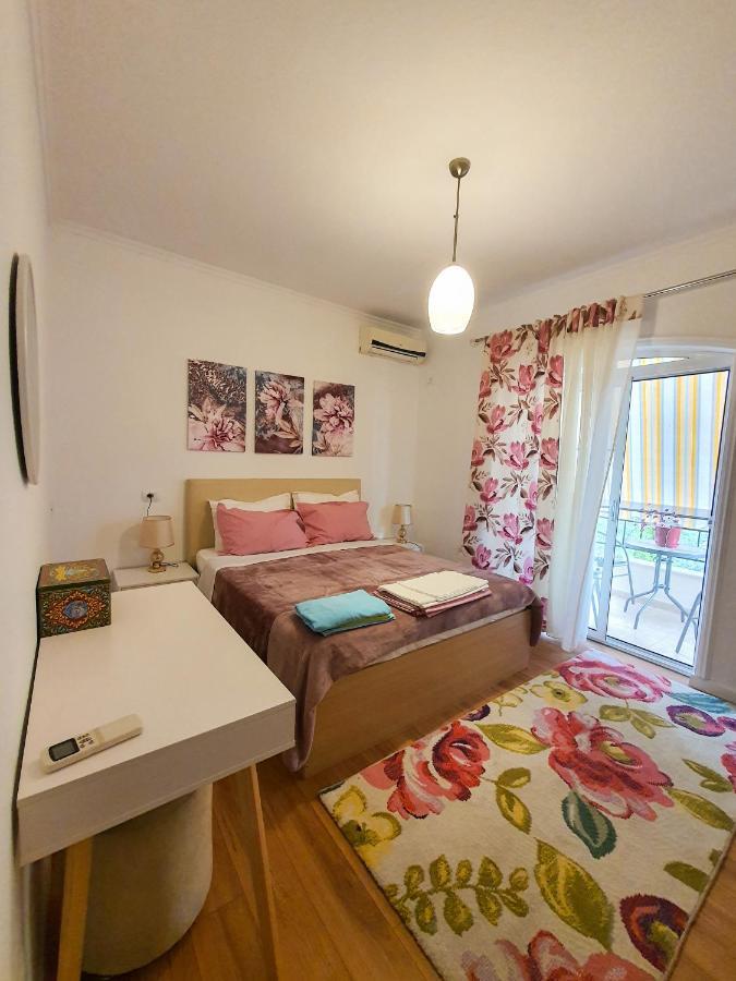 Vila Kodra Tirana Buitenkant foto